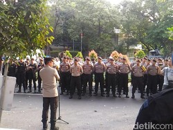 Polri-TNI Apel di KPU Jelang Pendaftaran Calon Presiden