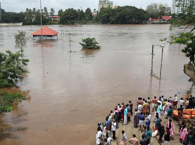 Banjir di India Tewaskan 27 Orang, AS Imbau Warganya Waspada Banjir di India Tewaskan 27 Orang, AS Imbau Warganya Waspada