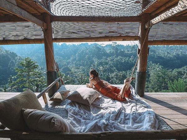 Foto: Artis Cantik Thailand dan Keindahan Bali