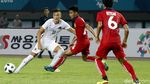 Laga Perdana Sepakbola Asian Games, Hong Kong Libas Laos