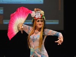 Didik Nini Thowok Berbagi Sejarah Tradisi Lintas Gender di SIPFest 2018