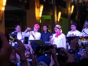 Aksi Elek Yo Band Manggung Galang Dana untuk Lombok Aksi Elek Yo Band Manggung Galang Dana untuk Lombok