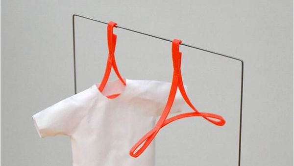 Logo Perusahaan Jadi Alat Rumah Tangga, Memang Bisa?