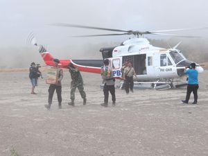 Tim Pakai Helikopter untuk Jangkau Dusun Terpencil di Lombok