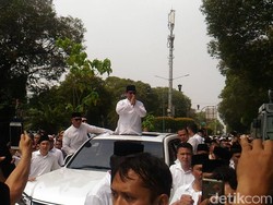 Soal Mobil Mewah Prabowo Subianto yang Ada Sunroof-nya
