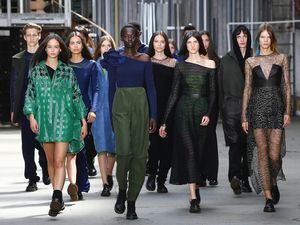 Intip Koleksi Terbaru Putra Capres Prabowo di Paris Fashion Week