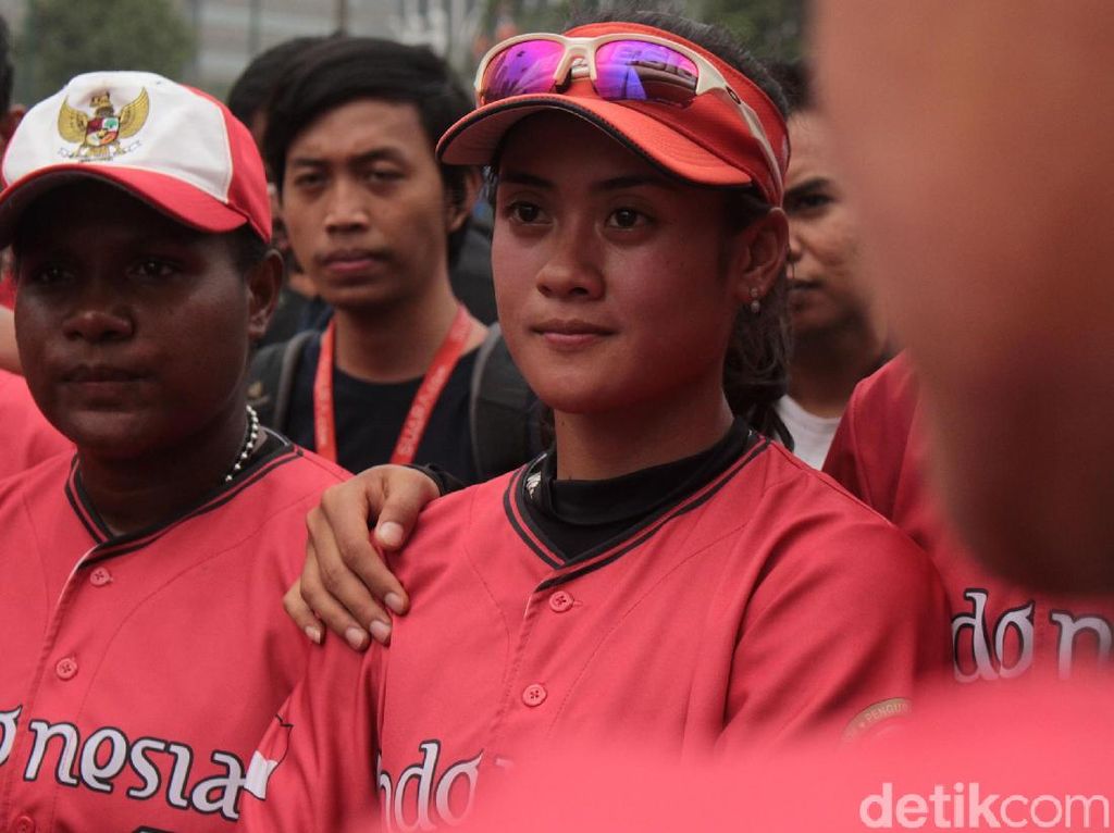 Syehan Hana: Jadi Atlet Sofbol Itu Harus Cerdik Syehan Hana: Jadi Atlet Sofbol Itu Harus Cerdik