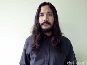 Marcello Tahitoe Bicara soal Perubahan Arah Lirik