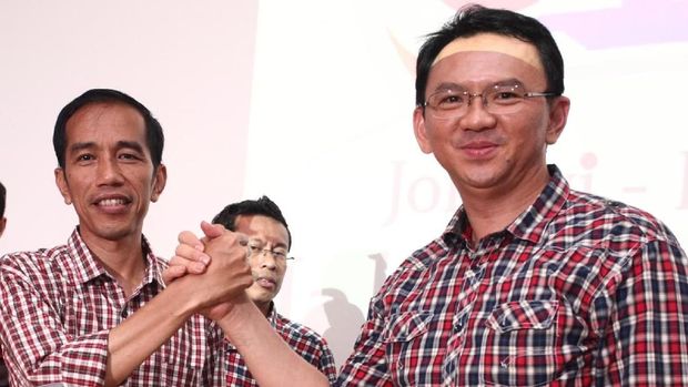 Kemeja Putih Jokowi dan Pudarnya Nostalgia dengan Ahok