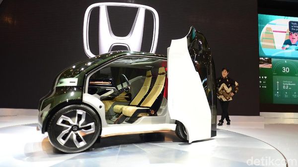 GIIAS 2018: Konsep Mobil Listrik Honda yang Bisa Jalan Sendiri
