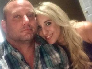 Heroik! Masih Pakai Baju Pengantin, Pria Ini Selamatkan Orang Tenggelam