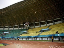 Pemain Bola yang Injak Wasit di Stadion Bekasi Dicoret dari Klub