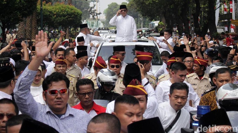 Prabowo-Sandi Ambil Nomor Urut Bareng Pimpinan Partai Koalisi Prabowo-Sandi Ambil Nomor Urut Bareng Pimpinan Partai Koalisi