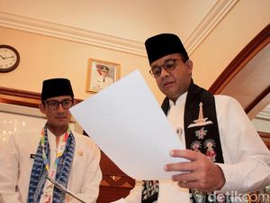 Rangkuman Komentar Anies dan Sandiaga soal Gempar Perjanjian Rp 50 Miliar Rangkuman Komentar Anies dan Sandiaga soal Gempar Perjanjian Rp 50 Miliar