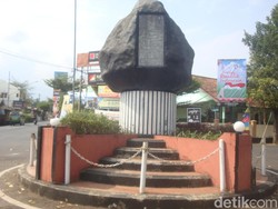 Tugu Prompong Monumen Pertempuran Dahsyat di Kaki Gunung Slamet
