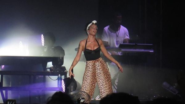 Melihat Lagi Keseruan Hari Pertama On Off Festival 2018