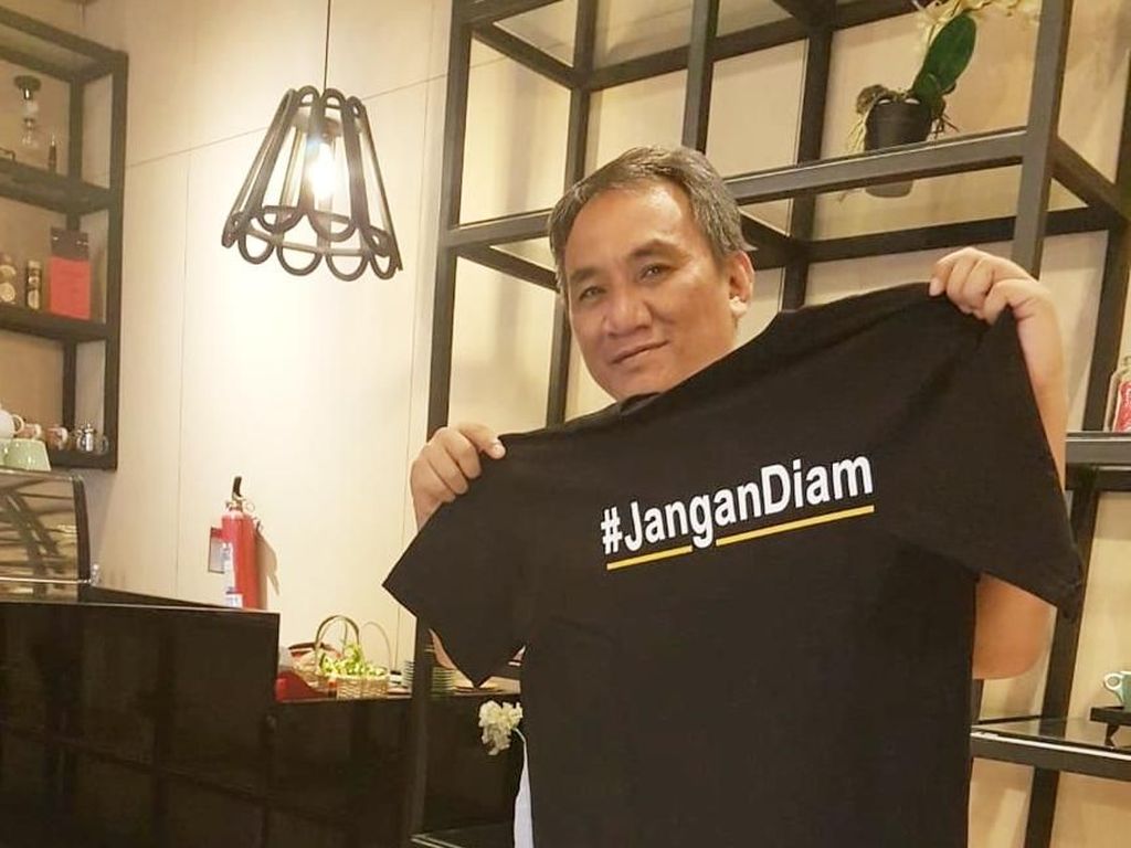 Andi Arief Serang Prabowo dan Surya Paloh: Mereka Pragmatis! Andi Arief Serang Prabowo dan Surya Paloh: Mereka Pragmatis!