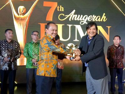 Wika Bangunan Gedung Raih BUMN Award