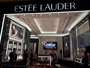 Miliarder Pewaris Perusahaan Kosmetik Estee Lauder Meninggal Dunia Miliarder Pewaris Perusahaan Kosmetik Estee Lauder Meninggal Dunia