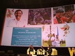 Pesan Luhut: Pak Jokowi, Pak Prabowo Bicara Ekonomi dan Kemiskinan