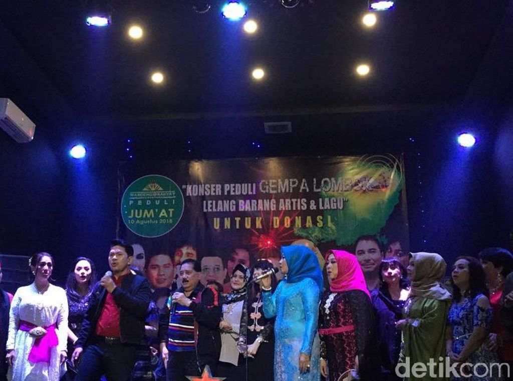 Dorce Gamalama hingga Ruth Sahanaya Gelar Konser Amal untuk Lombok Dorce Gamalama hingga Ruth Sahanaya Gelar Konser Amal untuk Lombok