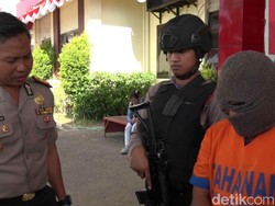 Pria Beristri Ini Peras Selingkuhan dengan Video Bugil