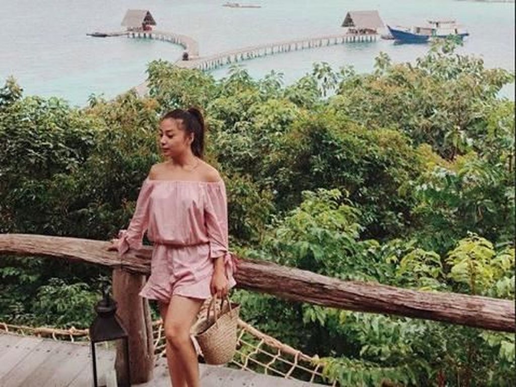 Jalan-jalan Terusss... Nikita Willy Asyik Bersantai di Anambas Jalan-jalan Terusss... Nikita Willy Asyik Bersantai di Anambas