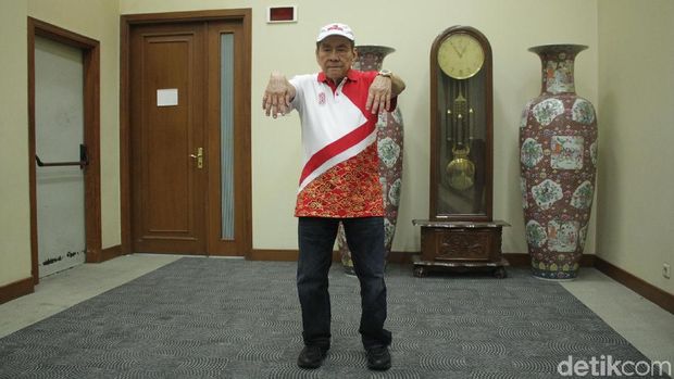 Bambang Hartono berlatih fisik menjelang Asian Games 2018.