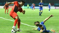 Indonesia memasukkan Saddil Ramdani menggantikan Irfan Jaya. Masuknya pemain Persela Lamongan itu mengubah permainan Indonesia.