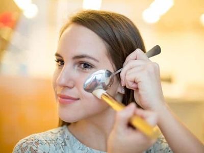 Bukan Hanya Buat Makan, Sendok hingga Pisau Bisa Jadi Alat Make Up