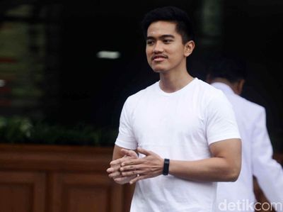 Potret Bodi Kekar Kaesang Saat Temani Jokowi Tes Kesehatan