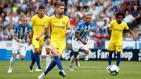 Jorginho langsung dipercaya sebagai eksekutor. Pemain yang baru didatangkan dari Napoli itu sukses menjalankan tugasnya untuk membawa Chelsea unggul 2-0. Foto: Carl Recine/Action Images via Reuters