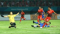 Rapatnya lini belakang Taiwan memaksa babak pertama berakhir 0-0.
