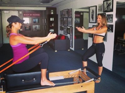 Tetap Fit Saat Hamil, Ini Rahasia Mantan Pegulat Cantik Stacy Keibler