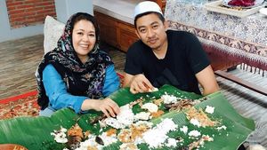 Makan Siang di New York hingga Makan Malam di Istana, Ini Pose Makan Yenny Wahid