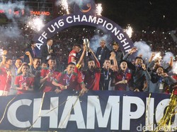 Air Mata Haru Menpora Saat Lihat Indonesia Juara Piala AFF U-16 2018