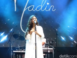 Nadin Bawakan Lagu Baru di On Off Festival 2018