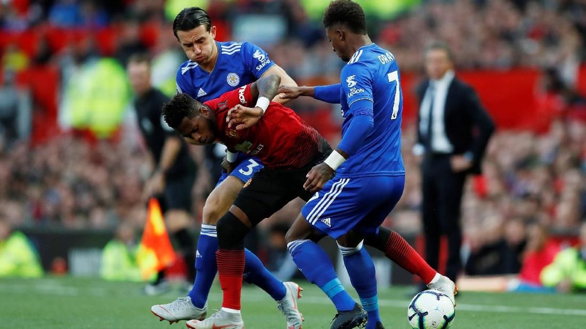 Manchester United berhadapan dengan Leicester City. (Foto: Andrew Boyers/Action Images via Reuters)