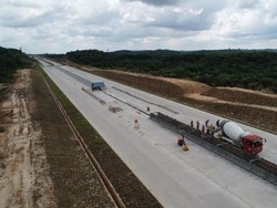 Konstruksi Tol Pertama di Kalimantan 64%, Bisa Dipakai 2019