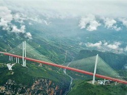 Video Jembatan Tertinggi di China Beroperasi Awal 2020