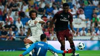 Pertandingan cukup menarik di babak pertama. Milan tampil cukup taktis dan beberapa kali merepotkan Madrid lewat kombinasi passing yang apik. Sementara El Real masih mengandalkan serangan cepatnya. Gonzalo Arroyo Moreno/Getty Images.