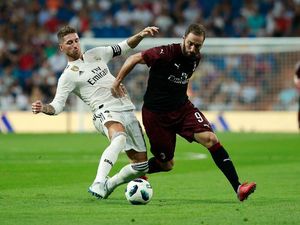 Menantang Milan Bangkit