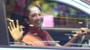 Yang Cantik-cantik di Booth Daihatsu