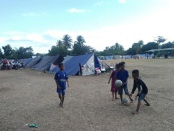 Melihat Semangat Perayaan Kemerdekaan di Pengungsian Gempa NTB