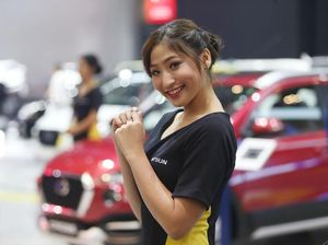 Senyum Manis dari Booth Datsun Senyum Manis dari Booth Datsun