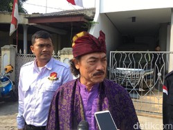 Gus Nuril Siapkan Pasukan Berani Mati Amankan Jokowi-Maruf