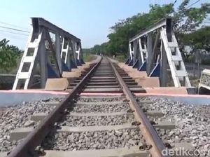 Tewas Ditabrak KA Ranggajati, Tubuh Pria Ini Terlempar ke Sungai