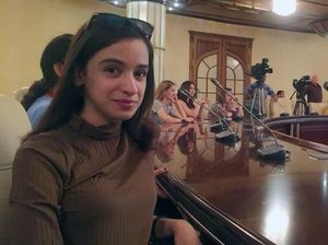 Mahasiswi Vokasi Komunikasi UI Ikuti Kompetisi Essai Budaya Dunia