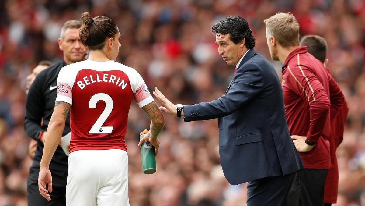 Unai Emery dinilai sedang mengadaptasi permainan Barcelona. (Foto: John Sibley/Action Images via Reuters)