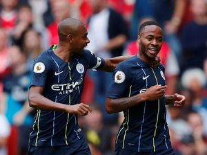 Pep: Buruan Teken Kontrak Baru, Sterling!